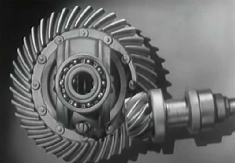 Comprendre le rôle du différentiel avec une vidéo de 1937