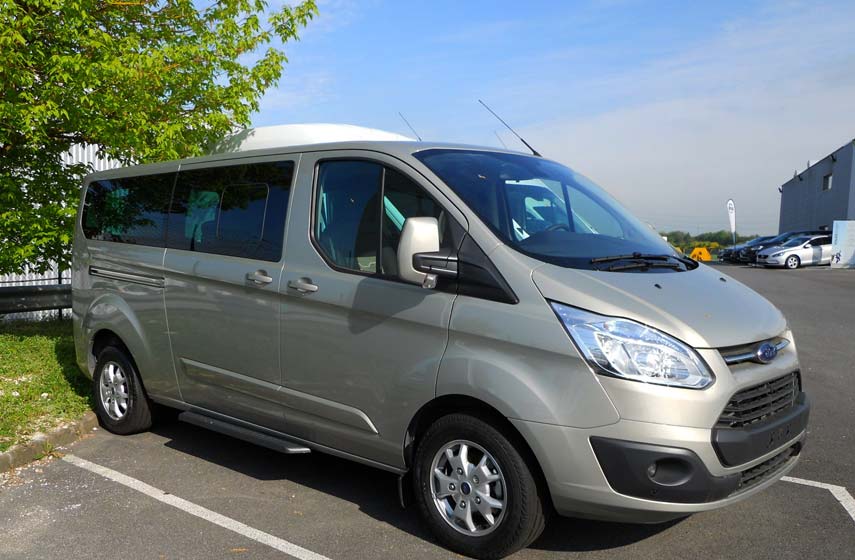confort-location-minibus-leclerc