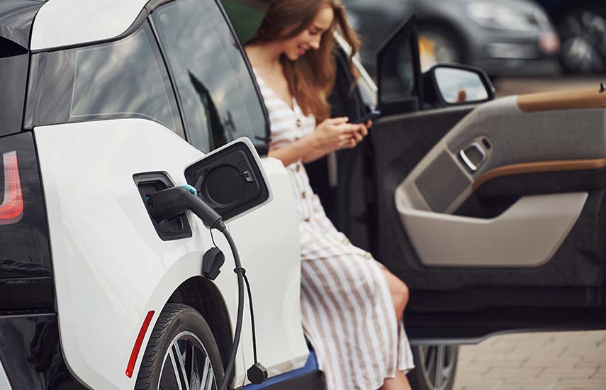 preparer-vehicule-electrique-conduite